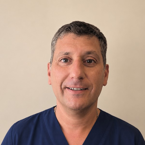 Dr. David Agrícola